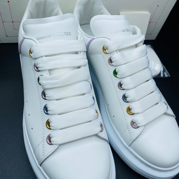 Alexander McQueen Women’s Oversized Leather Sneakers Size 9.5 NWB AUTHENTIC - Picture 2 of 10